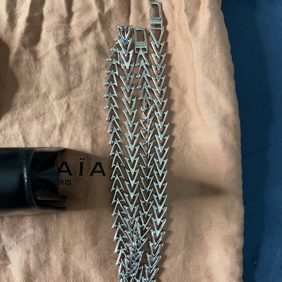 COPY - Alaia black leather bag with silver strap - Picture 2 of 10